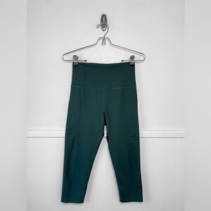 Girlfriend Collective Compressive High Rise Capri Leggings in Moss Green